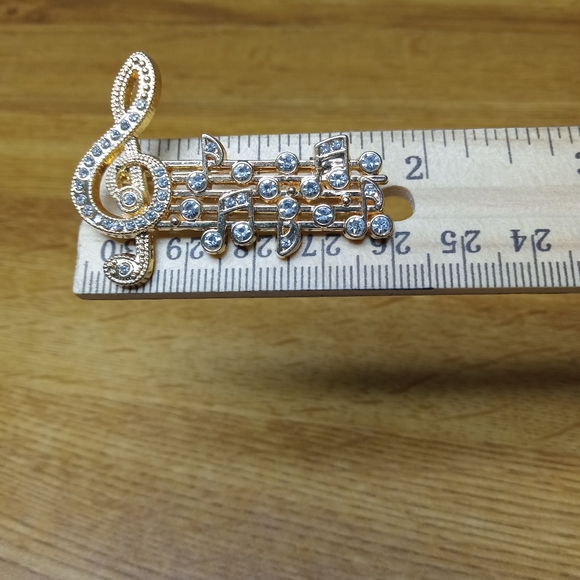 Golden Music Staff and Music Notes Brooch - Picture 2 of 2